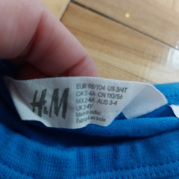 Boy  bundle 2-3T - Picture 2 of 5